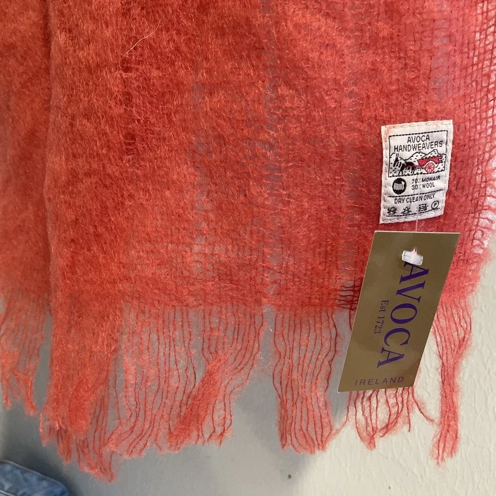 NWT AVOCA HANDWEAVERS Ireland Mohair Wool Tassle Fringe MUFFLER SCARF Coral 75x9